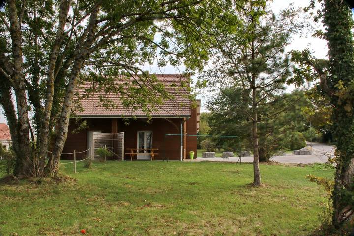Gîte pour 4 personnes, avec terrasse dans Silley-Amancey