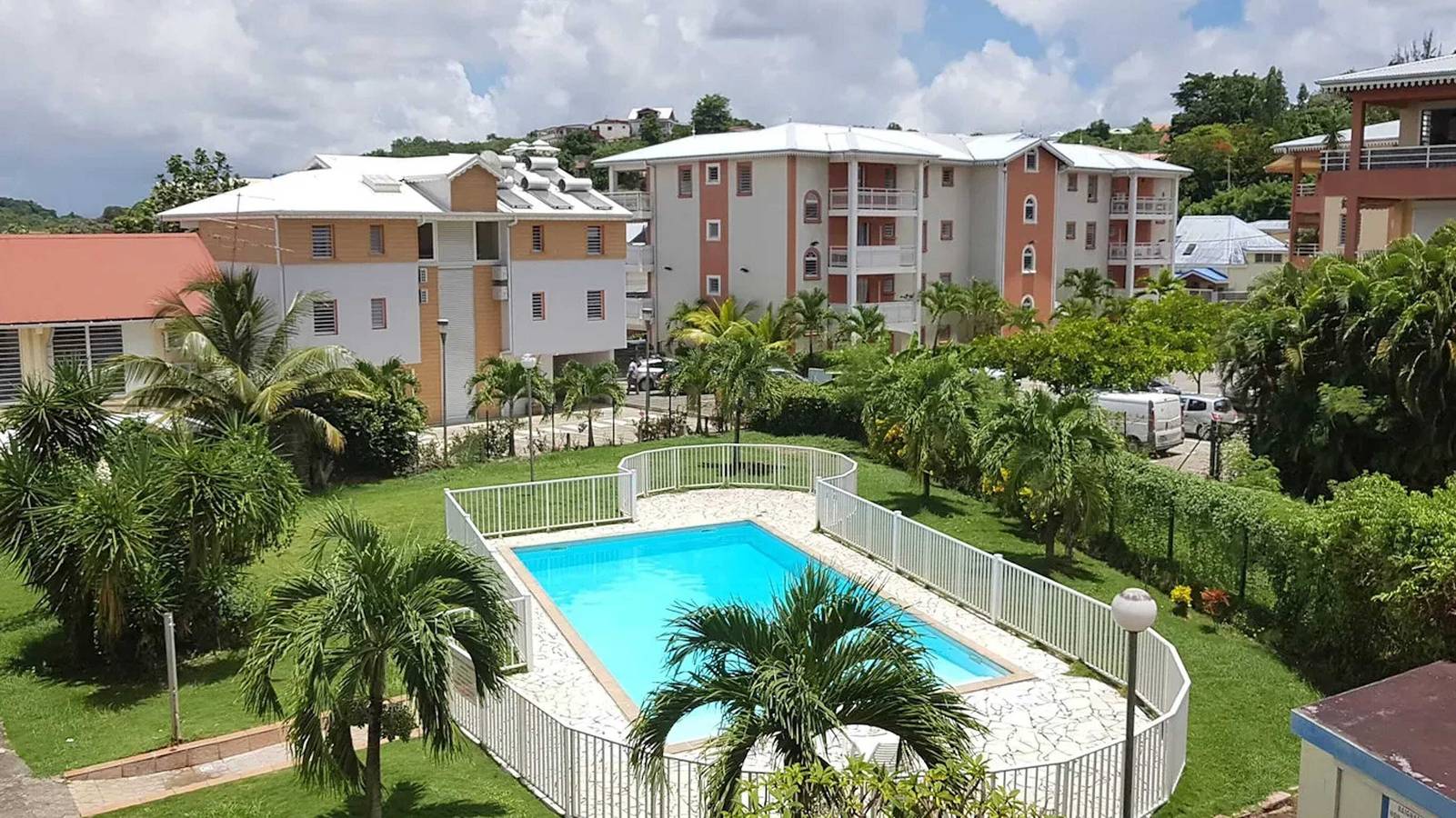 Estudio entero, Estudio encantador en Les Trois-Îlets con vista al mar in Anse Mitan, Les Trois-Îlets