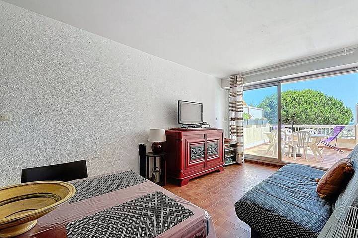 Ganze Wohnung, Helles Studio 4 Pers, Strandnähe mit WLAN in Carnon-Plage, Mauguio