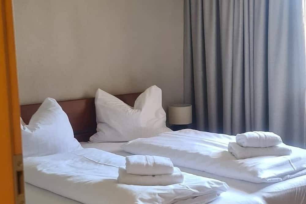 Ganze Wohnung, Chalet zur Rose 2-Zimmer-Wohnung \"Zyklame\" 2-7 Personen (80m2) in Lechtaler Alpen, Berwang