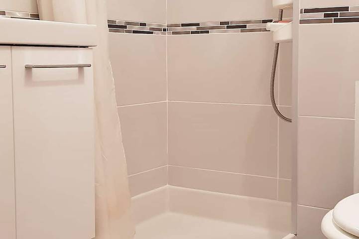 Gîte pour 2 personnes, avec terrasse dans Golfe-Juan - 2