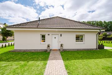 Ferienhaus für 4 Personen, mit Garten und Terrasse in Nord - Rügen