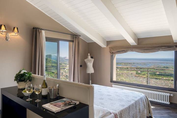 Ganze Wohnung, Villa Dolphin 10, Emma Villas in Massarosa, Italienische Riviera