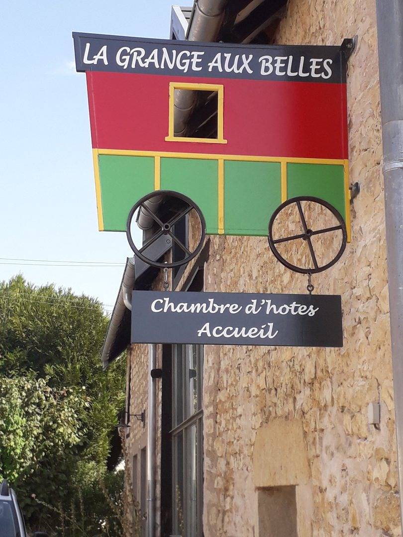 Roulotte chambre d'hôtes - Roulotte in Renève, Région de Dijon