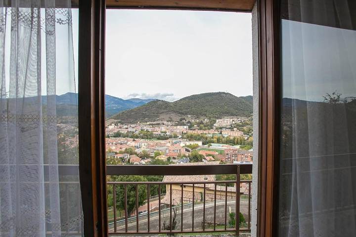 Gîte pour 5 personnes, avec vue et jardin à Ripoll - 3