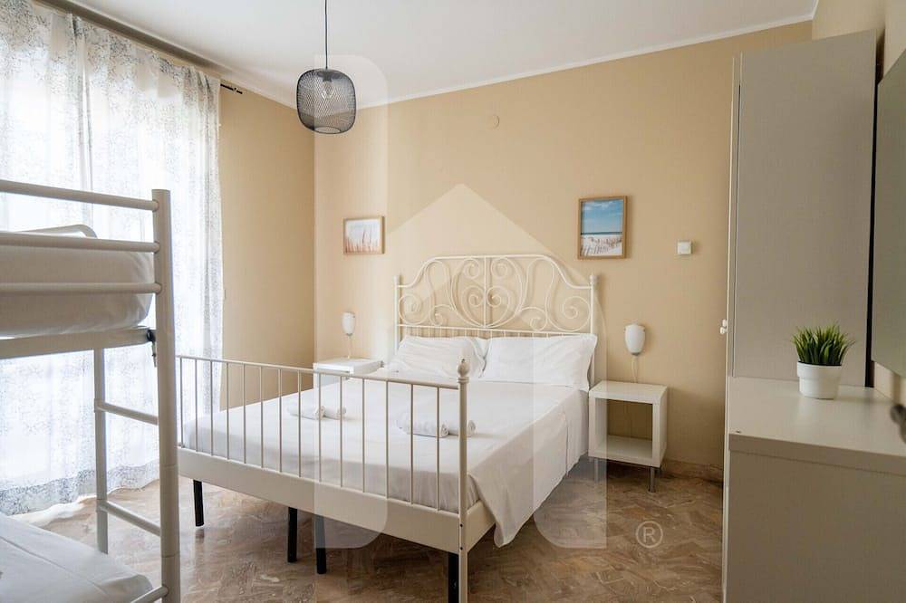 Entire apartment, Homiday - Via Michetti, Int. 3 in Pineto, Adriatic Coast Abruzzo