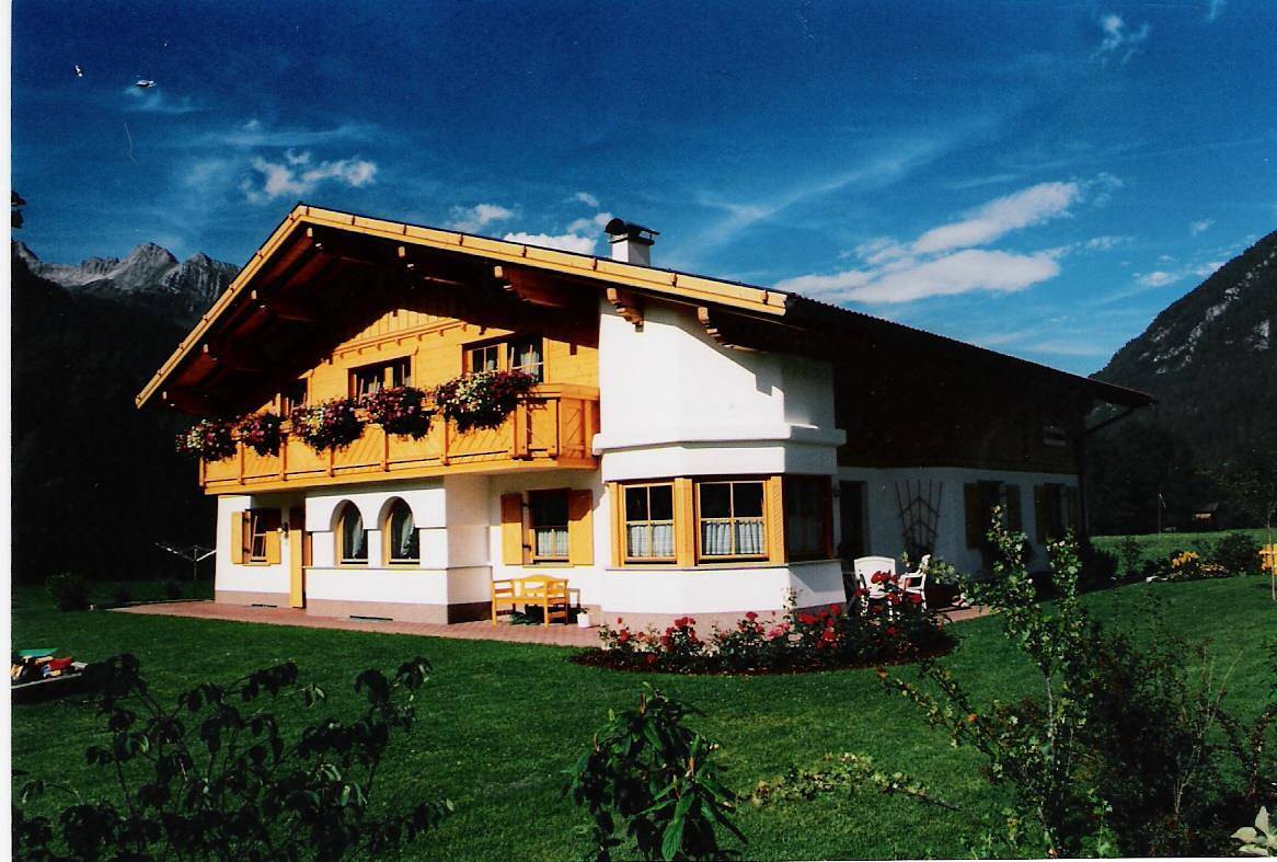 Ganze Ferienwohnung, Fw 1 in Bach, Allgäuer Alpen (Österreich)
