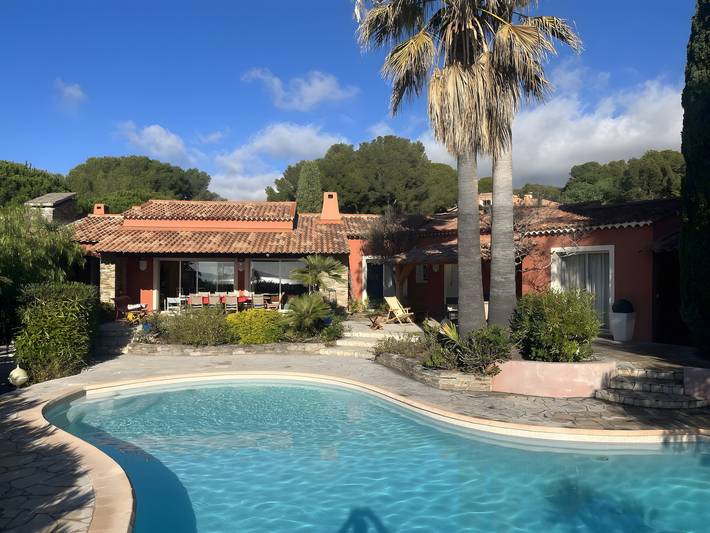 Villa für 8 Personen, mit Garten, mit Haustier