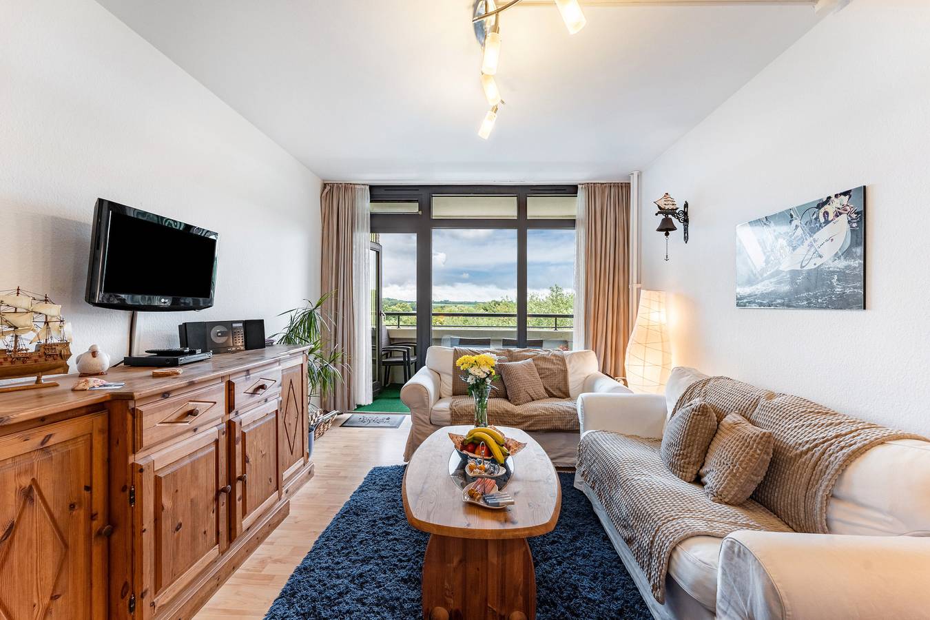 Hel leilighet, Apartment 'segelyachten-perle' with Lake View, Balcony and Wi-Fi in Kielfjorden, Kiel