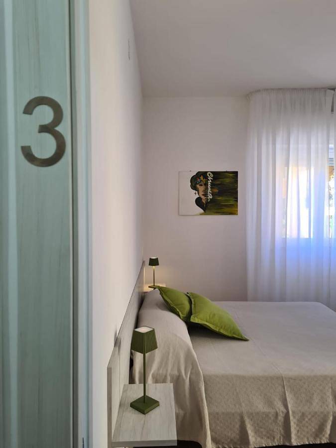 Chambre d’hôte pour 2 personnes, avec jacuzzi et jardin à Giarre - 4