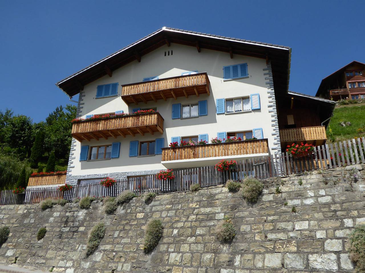 Ganze Ferienwohnung, Ferienwohnung Dado Casanova, Cumbel - 4 Zimmer Ferienwohnung für max. 6 Pers. im Eg in Lumnezia, Alpenarena