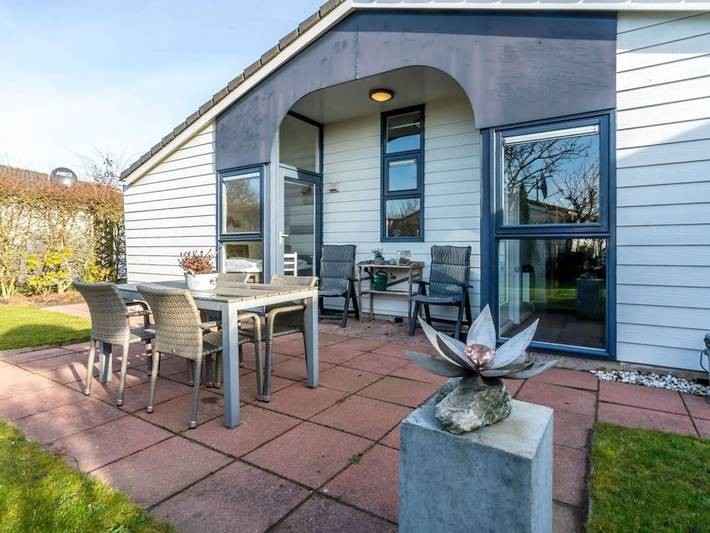Ferienhaus für 4 Personen, mit Terrasse und Garten in Renesse - 4