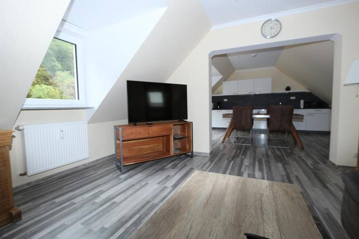 Ferienwohnung für 4 Personen, mit Balkon und Ausblick in Bad Bertrich - 3