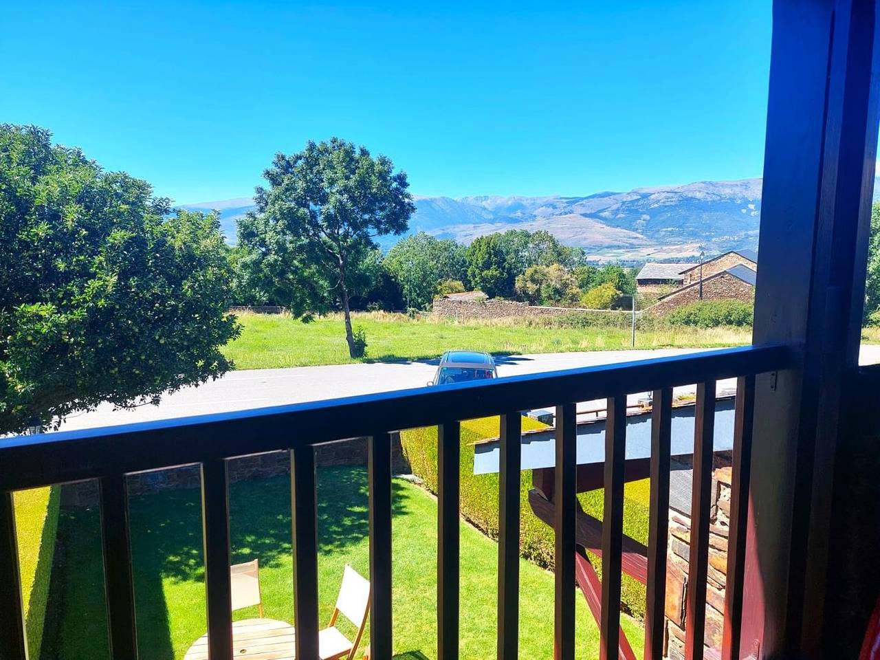 Casa Pareada 3 hab. Piscina, Pádel, Chimenea y Wifi in Sainte-Léocadie, Región de Prades (Francia)