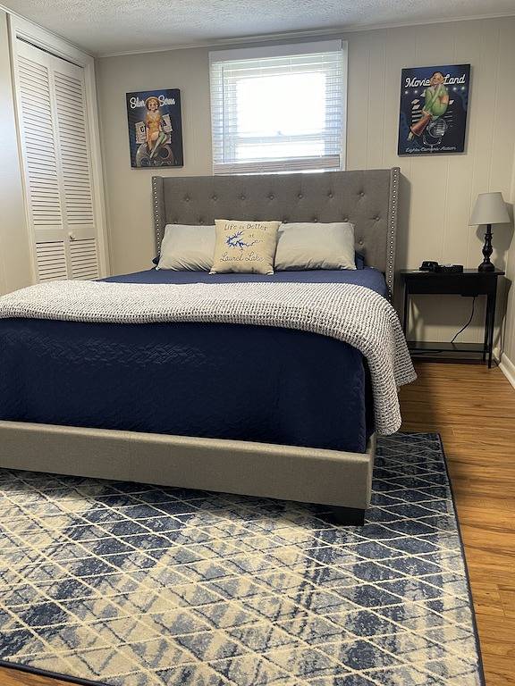 Dolly inspired 1940s 2 bedroom Bungalow near Laurel Lake, hiking, and more in Daniel Boone National Forest