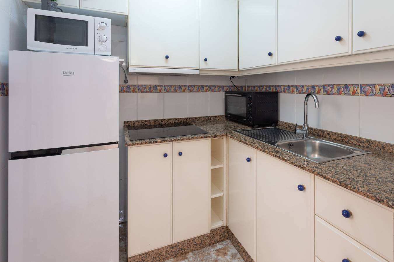 Entire apartment, Apartment Close to the Beach with Wi-Fi in Cala del Palangre (Torrevieja), Torrevieja