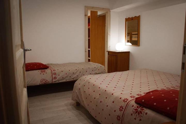 Gîte pour 11 personnes, avec vue dans Patinoire Orcieres Merlette - 4