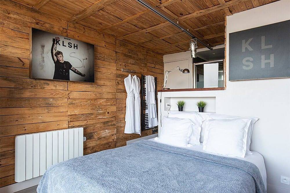 Annie's Rooms - The Showroom con vista al mar, piscina, tenis, playa in Villerville, Region de Lisieux