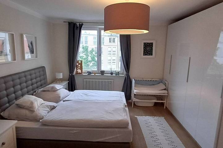 Ganze Wohnung, Casa by Noomi - City West - Apartment - Nähe Kurfürstendamm in Berlin Innenstadt, Berlin