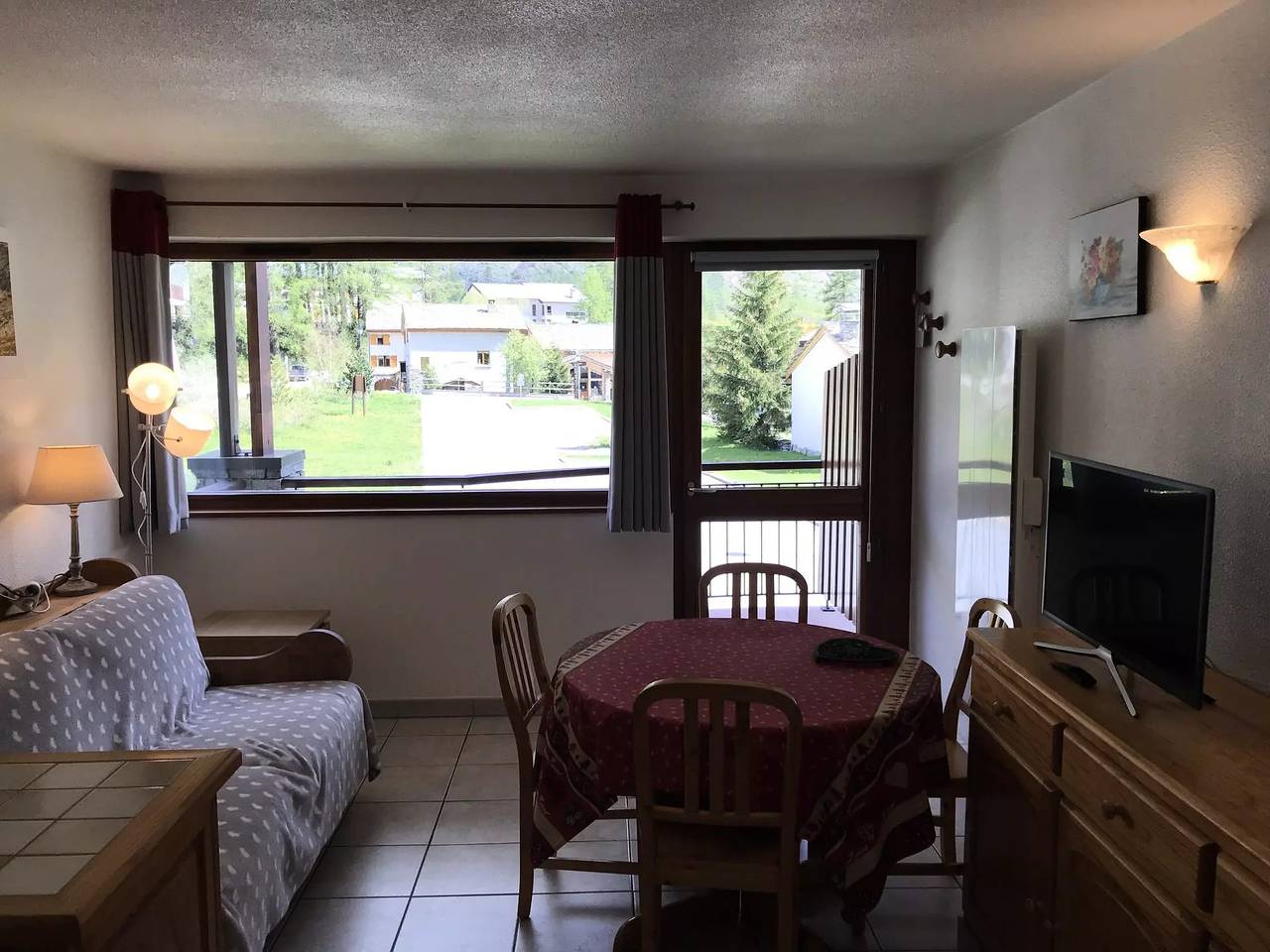 Entire studio, Studio for 4 people in Bessans, Saint-Jean-de-Maurienne region