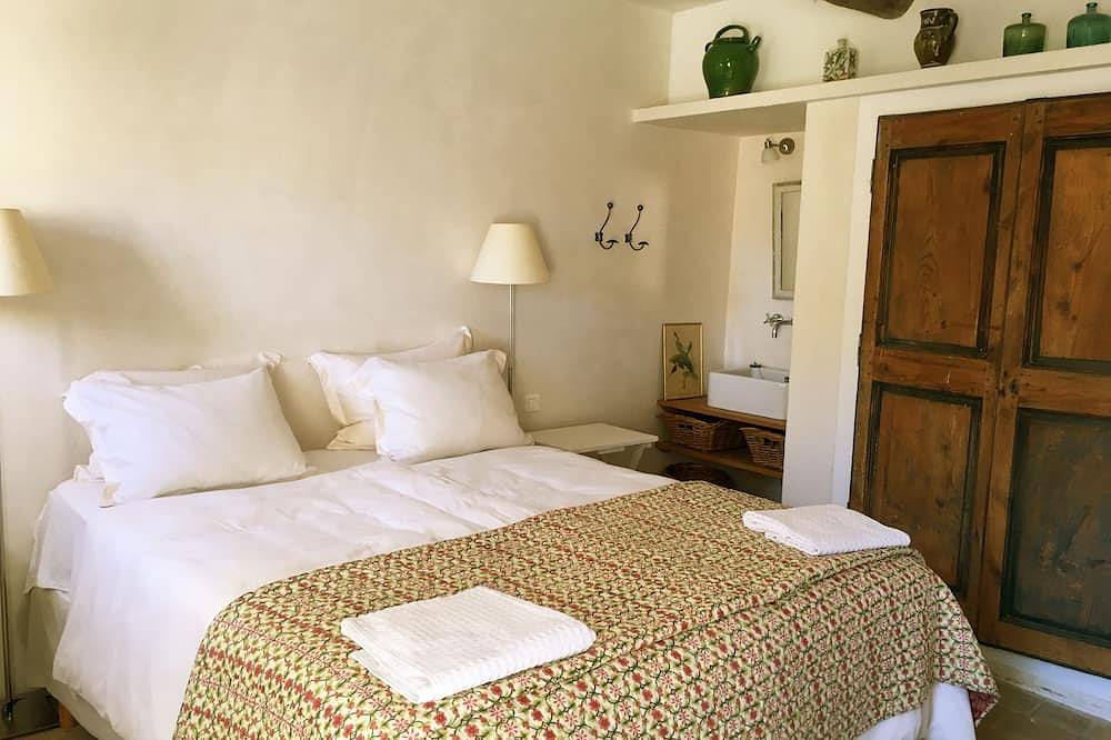 Maison de ville pour des vacances parfaites en Provence in Goult, Parc naturel régional du Luberon