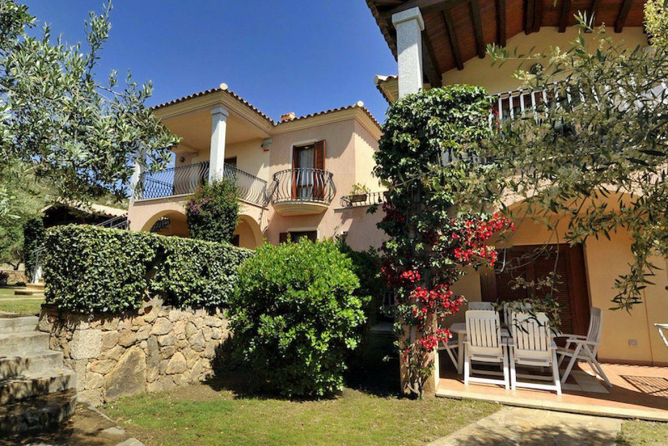 Apartamento entero, Apartamento de vacaciones para 6 personas con balcón/terraza in Case Peschiera-Lu Fraili, San Teodoro