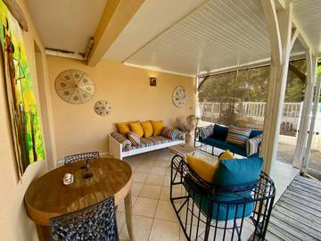 Location de vacances pour 6 personnes, avec jardin à Sainte-Anne (Martinique)