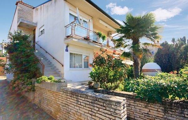 Ferienwohnung für 4 Personen, mit Terrasse in Kroatien - 2