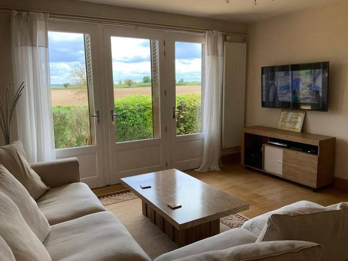 Location de vacances pour 6 personnes, avec jardin ainsi que piscine et vue à Saint-Romain - 2