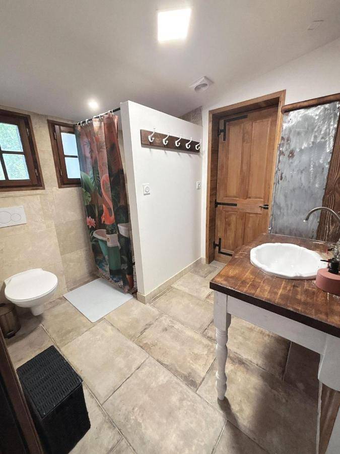 Location de vacances pour 4 personnes, avec jardin à Clavette (Charente-Maritime) - 2