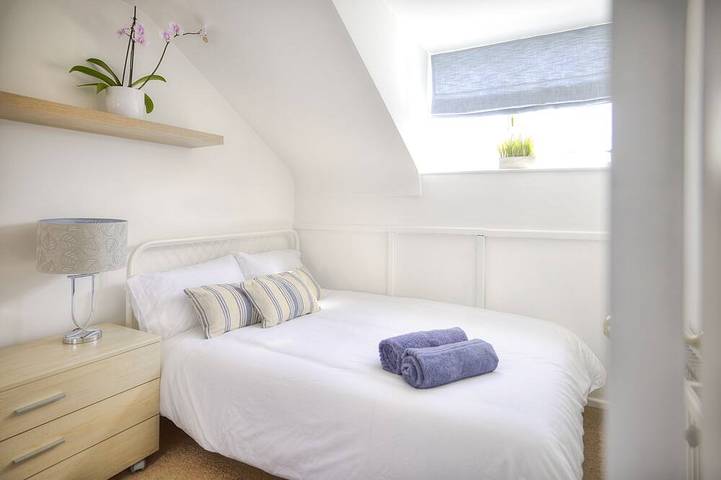 Appartement entier, Detached 2 story recently renovated property in the town centre in Merseyside