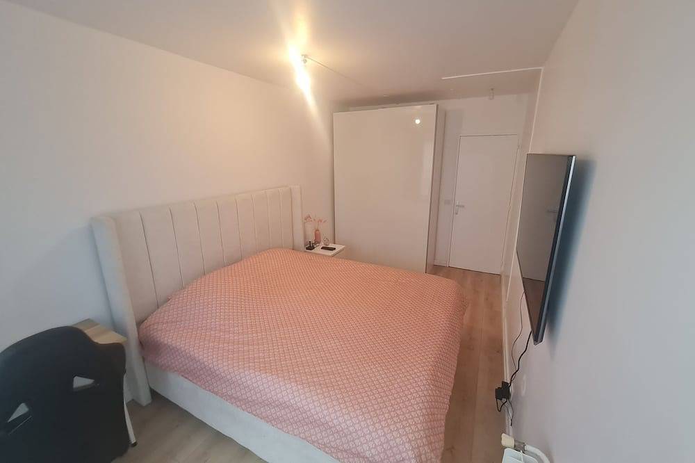 Entire apartment, Beautiful, cocooning apartment. Near Paris / C.D.G in Livry-Gargan, Seine-Saint-Denis