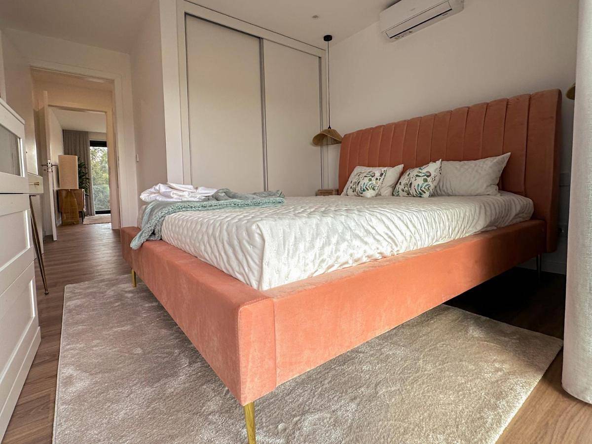 Apartamento inteiro, Flora Guest House in Marco de Canaveses (Cidade), Distrito do Porto
