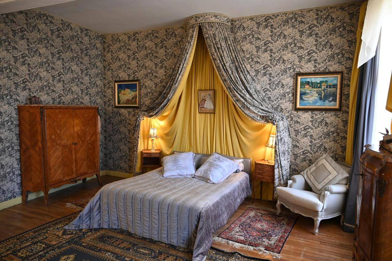 Twin Room in Château-Thierry, Aisne