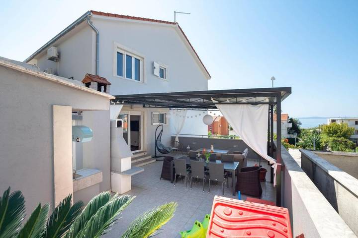 Casa de vacaciones para 9 personas, con vistas y terraza - 1
