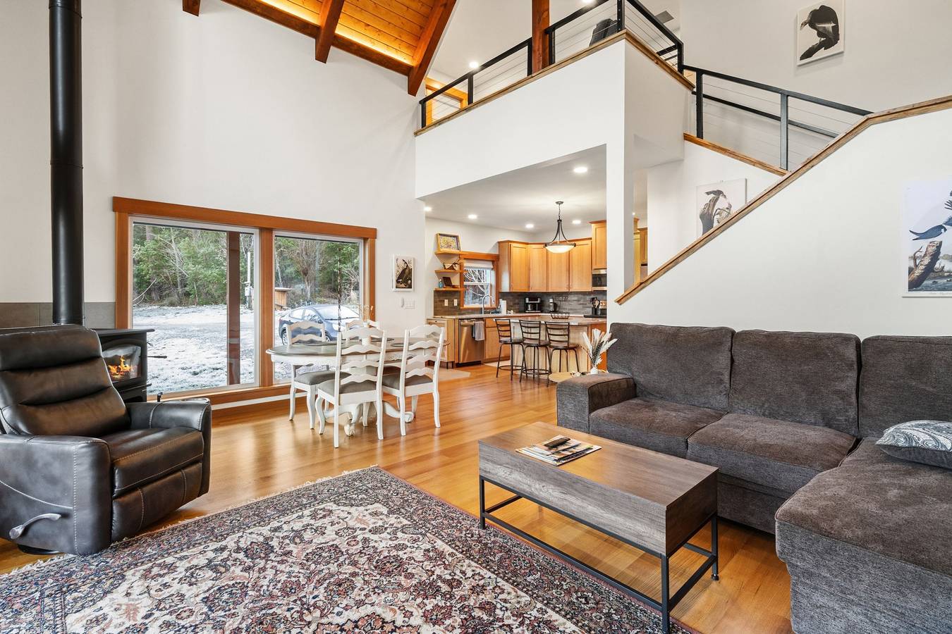 Quail Run River View Cottage! in Oregon