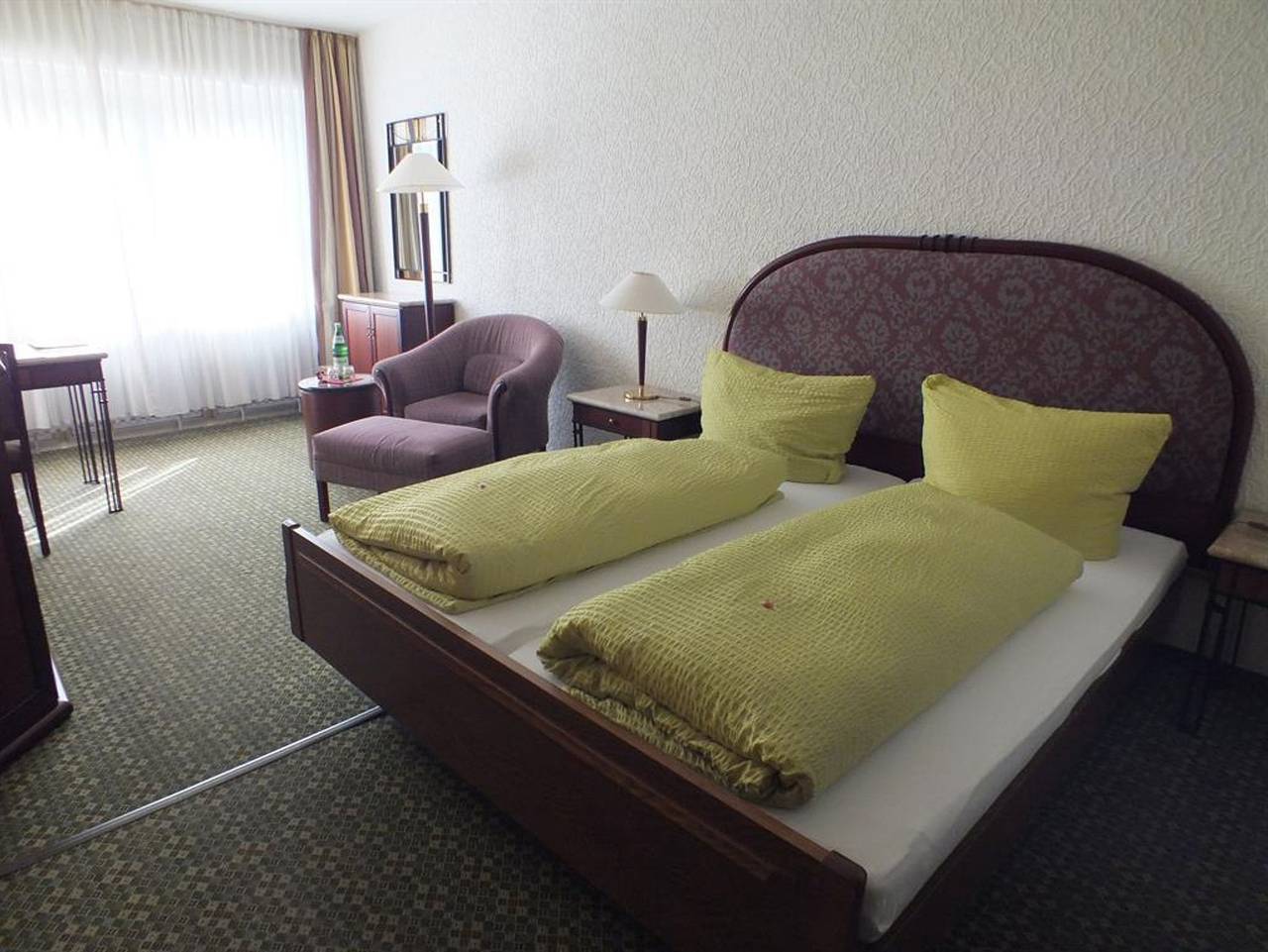 Hotel Moselkern - Einzelzimmer, Dusche oder Bad, Wc, Balkon in Burg Eltz, Moselkern