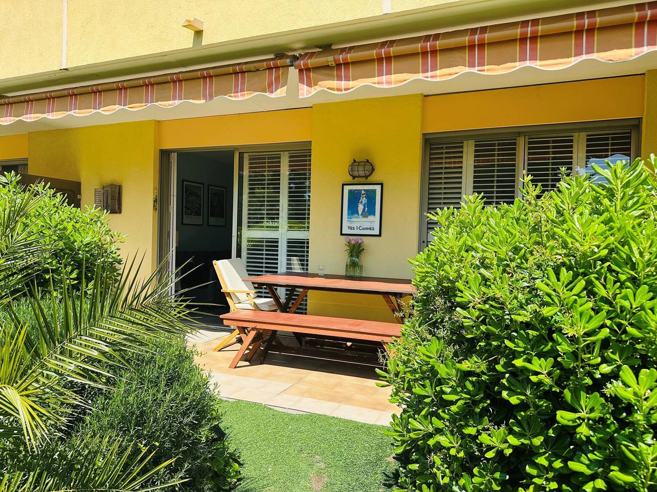 Apartamento entero, Luxury apartment on the G.F with communal pool in Antibes, Region de Cannes