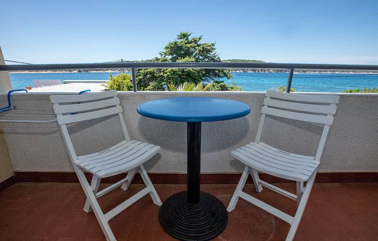 Ferienwohnung für 2 Personen, mit Balkon/Terrasse, mit Haustier in Barbat na Rabu - 2