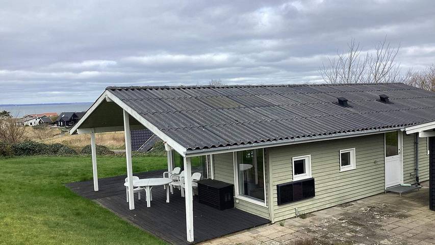 Ferieudlejning for 6 personer, med have på Fyn