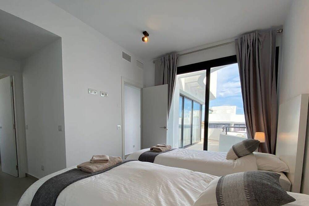 Luxurious Villa Private Pool La Marina Urb in San Fulgencio, Costa Blanca