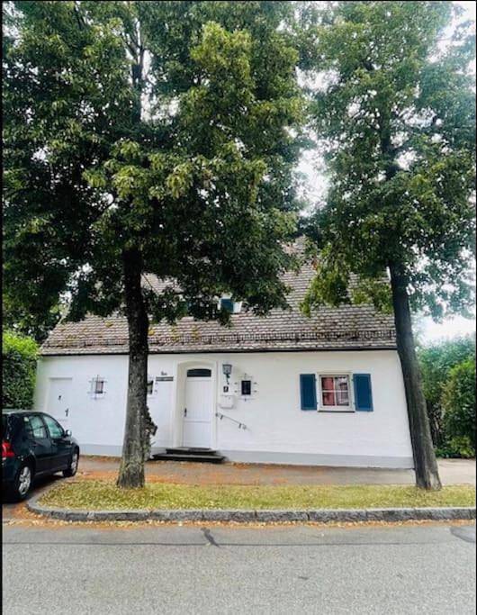 Altstadthaus an der Kleinen Donau in Vohburg an der Donau, Landkreis Pfaffenhofen an der Ilm