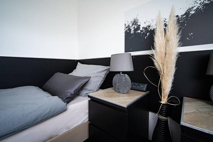 Ferienwohnung für 8 Personen, mit Ausblick und Sauna sowie Balkon in Pulheim - 4