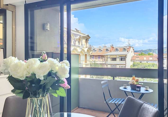 Gîte pour 2 personnes, avec balcon à Nice - 2