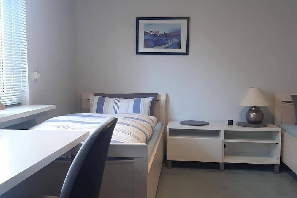Ganze Wohnung, Ferienwohnung mit wunderschönem Wintergarten im Eg - Ferienwohnung Am Ölsbach in Mudersbach, Altenkirchen & Umgebung