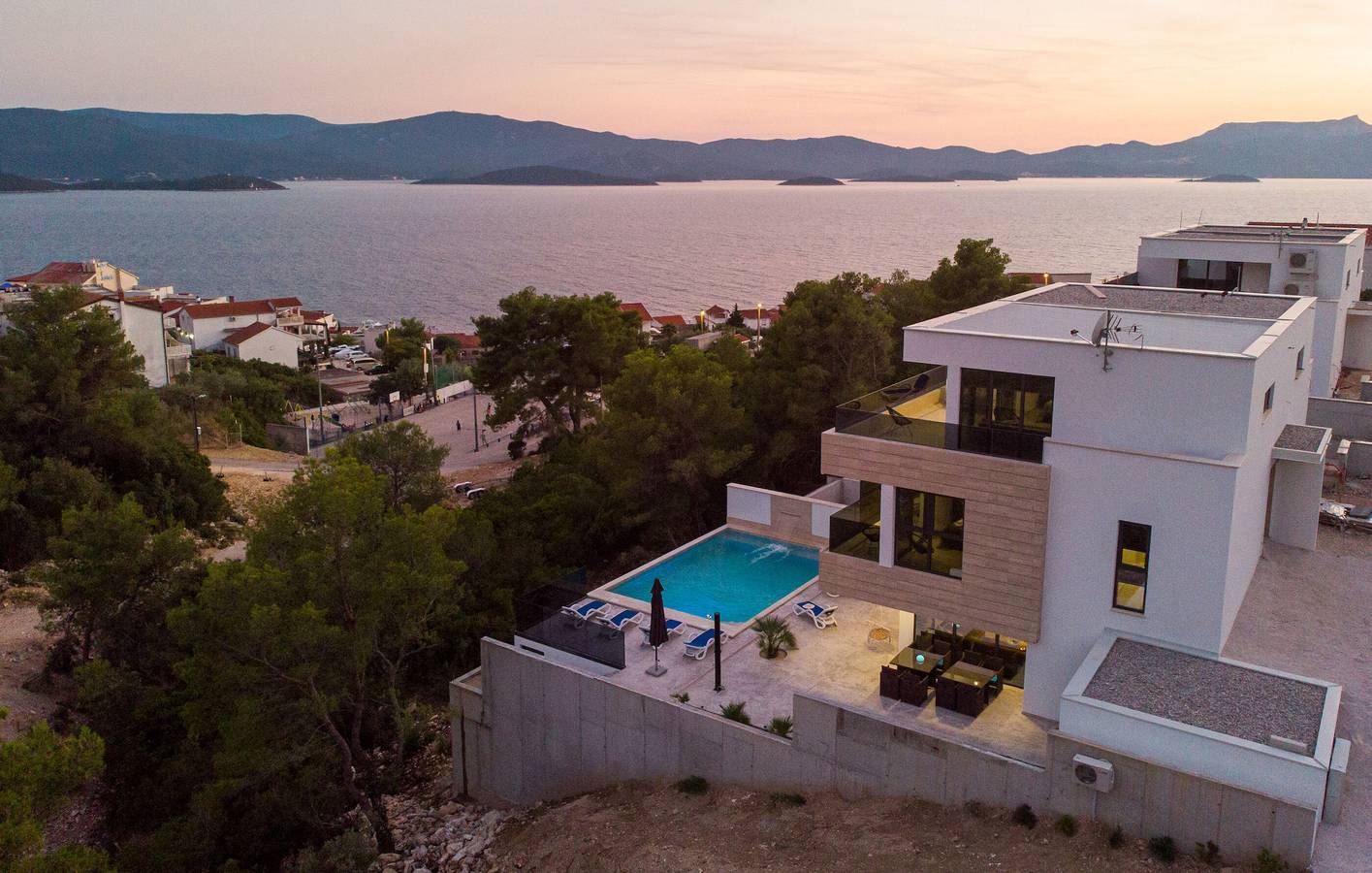 Villa Delux View in Komarna, Dubrovnik-Neretva
