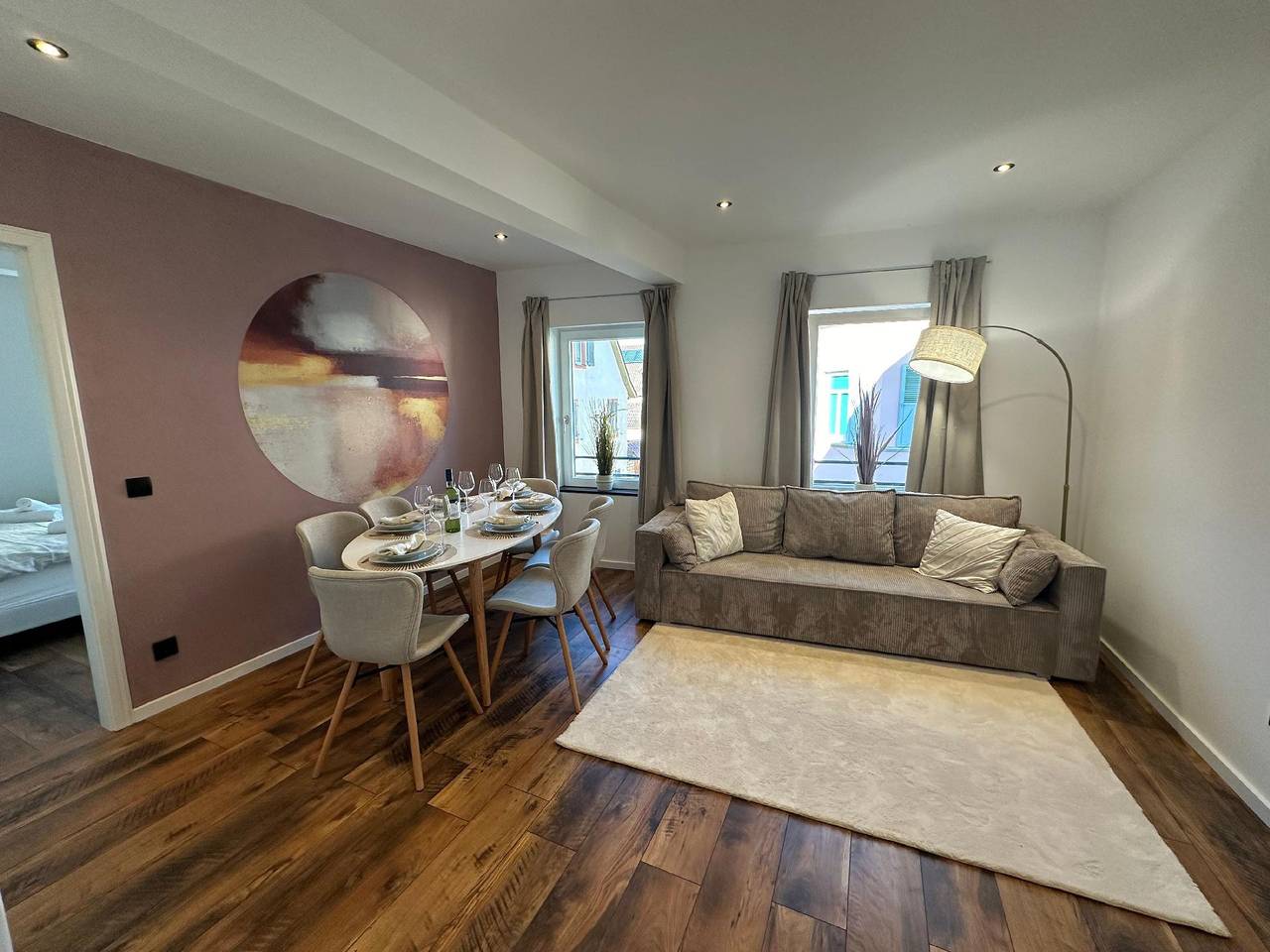Ganze Ferienwohnung, Charmante Ferienwohnung mit großer Dachterrasse und Wintergarten in Gau-Algesheim, Rheinhessen