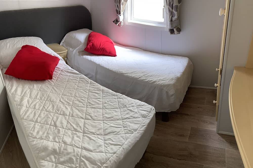 Camping 4* - La Londe - Bord de mer in La Londe-les-Maures, Parc national de Port-Cros