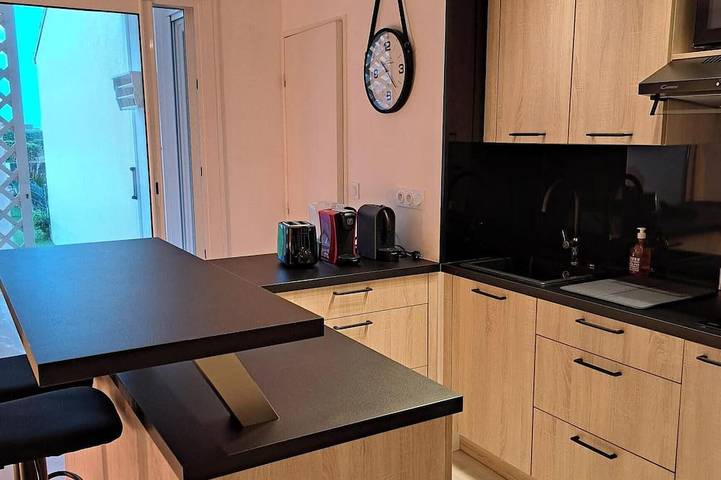 Gîte pour 4 personnes, avec terrasse et jardin à Narbonne