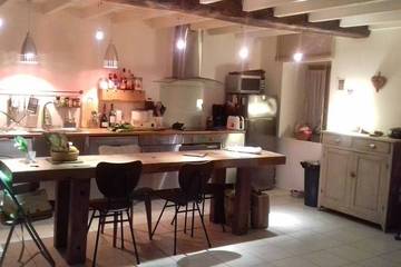 Location de vacances pour 5 personnes, animaux acceptés à Charensat